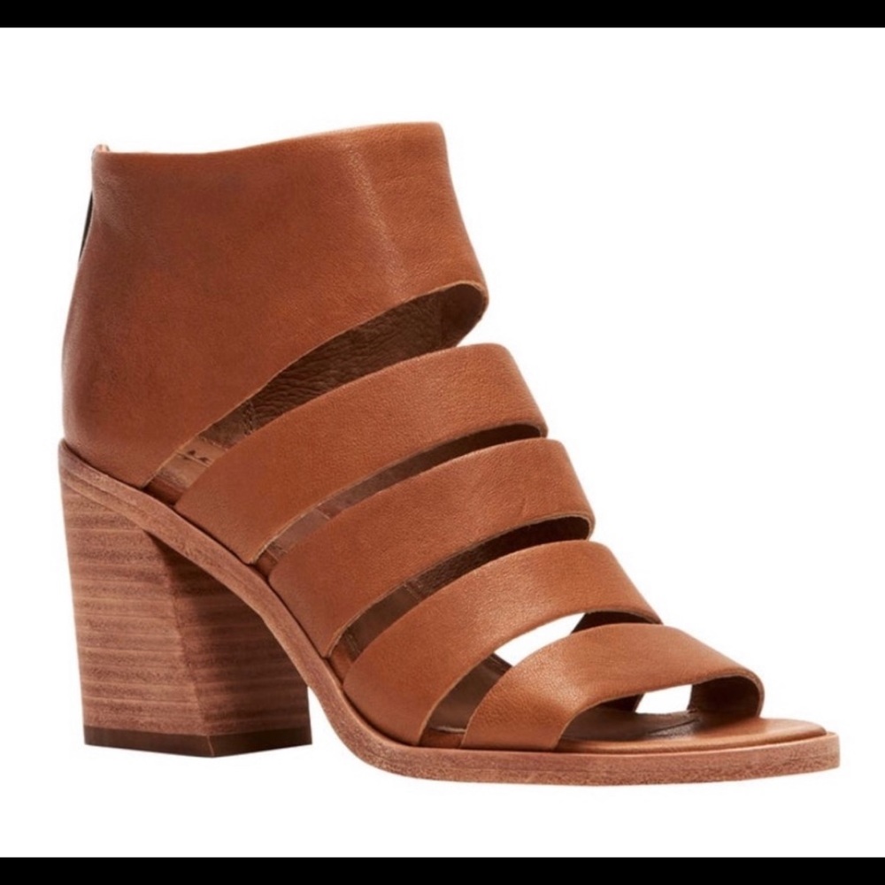 Frye Tash Cut Out Bootie size 8. New in box.